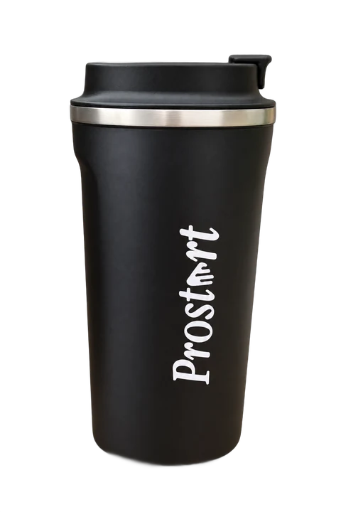 Copo térmico preto com a marca Prostart